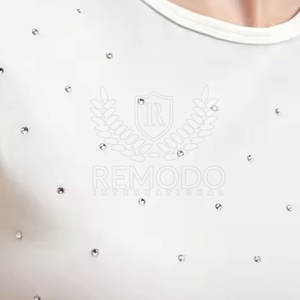 เสื้อยืดลายกราฟิกสำหรับผู้หญิงประดับพลอยเทียมแฟชั่นใหม่ชุดสวมใส่ได้ทุกวันแบบลำลอง - Product Image 6