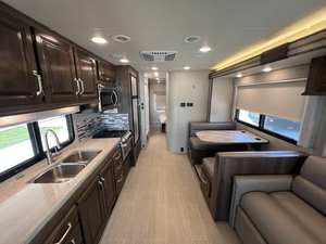 Autocaravana E-n-t-e-g-r-a Coach E-S-T-E-E-M 29V 2020 para 4-6 Personas - Product Image 2