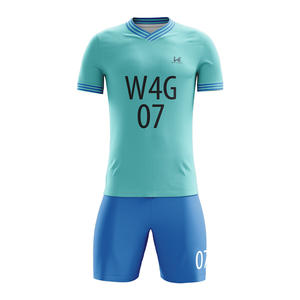 Ensemble de maillot et short de football personnalisé pour équipe masculine, 100% polyester, écologique, séchage rapide, col rond, manches courtes, tissu extensible - Product Image 3