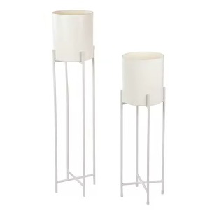 Support enduit rond noir pour jardins extérieurs et usage décoratif à la maison pour pots de fleurs et jardinières - Product Image 5