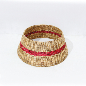 Falda Decorativa para Árbol de Navidad, Tejida en Pasto Marino, Hecha a Mano, Duradera, de Artex Dong Thap - Product Image 3