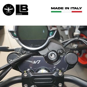Adesivo piastra forcella sterzo 3D per Moto Guzzi V7 pietra e Moto speciali modello compatibile - Product Image 3