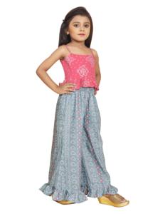 Conjunto de Top Corto con Estampado Bandhani y Sharara Gris de Shoryam Fashion para Niñas, Traje Indo-Occidental de 2 Piezas para Fiestas - Product Image 5