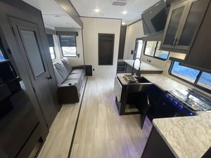 Forest River Wolf Pack 365PACK15.5 d'occasion en bon état à vendre - Product Image 6