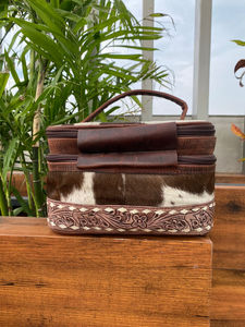 Le plus récent 2024 sac cosmétique de voyage floral usiné à la main de luxe pour les cheveux occidentaux des femmes sur le sac d'organisateur de maquillage multifonction en peau de vache - Product Image 5