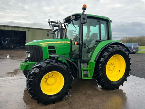 Tractores Agrícolas John Deere 4052M 6430 Usados de Alta Calidad, Mini Tractores Diésel 4x4 con Precio Competitivo, Tamaño Compacto 2x4 - Product Image 3
