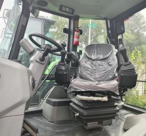 Chargeuse-pelleteuse électrique XC8 C2570EV avec moteur, capacité de 2,5 tonnes, puissance électrique, haute efficacité - Product Image 3
