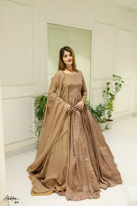 ชุด anarkali อินเดียและปากีสถานตกแต่งด้วยมือสีทอง - Product Image 6