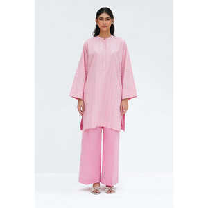 Ensemble femme orné de Lurex rose, chemise en coton modal, pantalon, haut long tissé à manches trois-quarts pailleté, pantalon court, coupe ample - Product Image 1