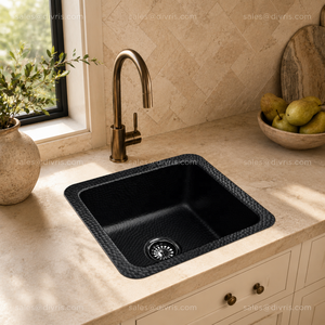 Évier de cuisine carré à encastrer en aluminium noir martelé fait main, finition mate, un trou, 17,25 po x 15,25 po x 6,5 po - Product Image 2