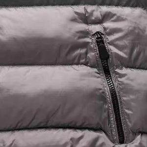 Chaleco Acolchado de Invierno para Hombre de Alta Calidad, Transpirable, con Logotipo Personalizable, Acabado Lavado, Color Sólido - Product Image 3