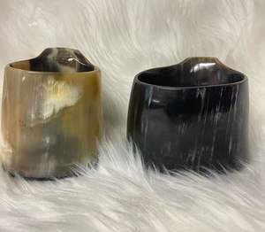 Grande tasse à boire en corne de buffle pour les fêtes et les célébrations, authentique mug à bière inspiré des Vikings, lavable, design ancien. - Product Image 4