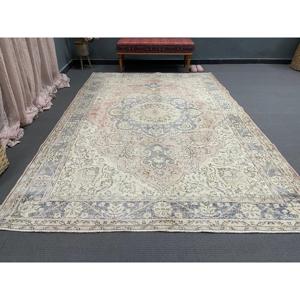 Alfombra turca de 6.6x10 pies, alfombra vintage, alfombra de lana con motivos de plantas y árboles azules - Product Image 1