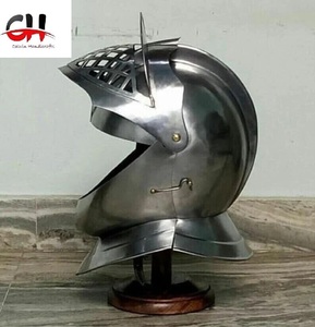 Casque de chevalier médiéval Costume d'armure portable Casque en argent par Calvin Handicraft - Product Image 4