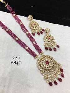Hermoso conjunto de collar de moissanita Kundan hecho a mano, joyería tradicional de alta calidad para bodas y celebraciones a la venta. - Product Image 2