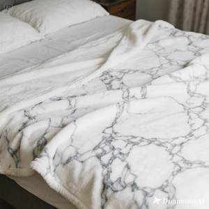 Manta de lana suave de lujo Cozy White Marble Design Tamaño personalizado - Product Image 1