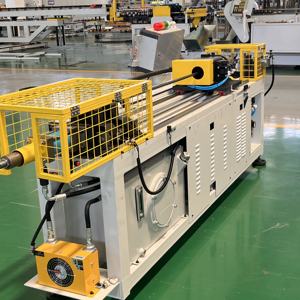 Stabiele Prestaties Dual As Automatische Servo Driver Staal Prensas Cnc Fluit Buis Ponsmachines - Product Image 3