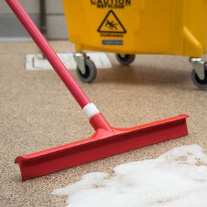 Raclette de nettoyage de sol durable en une pièce essuie-glace court en plastique tête de <span class=keywords><strong>balai</strong></span> en PP manche en plastique de silicone <span class=keywords><strong>balai</strong></span> court en caoutchouc <span class=keywords><strong>mousse</strong></span> - Product Image 4
