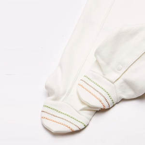 Conjunto de 2 Piezas para Bebé Unisex, Mameluco y Gorro de Jirafa, Algodón Suave y Cálido, Ajuste Cómodo, Trajes de Mono para Niños con Gorro a Juego - Product Image 3