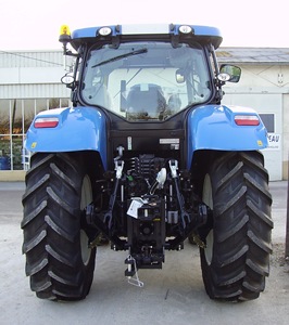 Utilisé pour le tracteur agricole TT75 20HP 4WD à transmission par engrenages avec boîte de vitesses et pompe, faible consommation de carburant - Product Image 2
