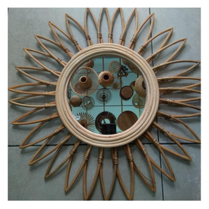 Miroir en rotin de qualité exportée du Vietnam Miroir en rotin fourni dans des cartons standard pour la décoration intérieure, la vente au détail et en gros - Product Image 1