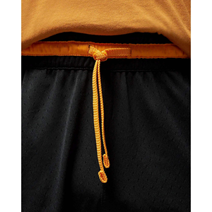 Pantalones cortos de diamante para hombre 100% malla de poliéster en negro y Turf naranja patrón sólido con cintura elástica y cinta de punto a rayas - Product Image 4