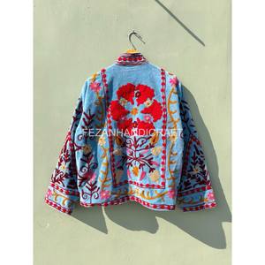 Wholesale Handmade Quilted <b>Velvet</b> <b>Jacket</b> with Floral Embroidery Stand Collar Cotton Lining-<b>Women's</b> Winter Regular Length - Product Image 5