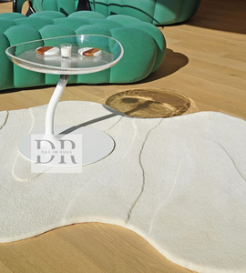 Alfombra de área con mechones a mano de lana blanca de alta calidad, estampado de animales de pila alta-baja Irregular personalizable para sala de estar disponible 5x8 - Product Image 3