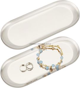 La bandeja de servicio ovalada Dorada más vendida con acabado pulido y diseño elegante, perfecta para una decoración elegante y entretenida para el hogar - Product Image 4