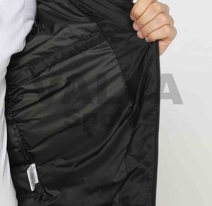 Chaqueta acolchada de invierno personalizada para hombre, cuello levantado con capucha desmontable, logotipo de lona en la parte delantera, estilo de burbuja acolchada - Product Image 3