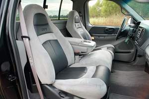 Ford F-150 SVT Lightning 2001 Usada, Motor V8 Supercargado, Caja de Carga Flare-side, Mayormente Sin Modificar - Product Image 4