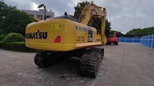 Komatsu มือสองเครื่องขุด PC200ขนาดกลางรุ่น2015ผลิตในประเทศญี่ปุ่นใช้เครื่องยนต์125kW 23.36ตัน - Product Image 3