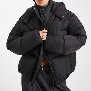 Veste d'hiver épaisse tendance pour femme avec logo personnalisé, veste matelassée pour femme, veste pour temps froid, personnalisation complète - Product Image 5