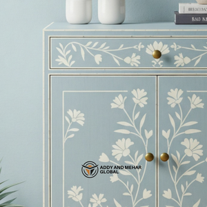 ตู้ลายดอกไม้ฝังกระดูกสีน้ำเงินพร้อมขาทองเหลืองตู้ด้านข้างทำมือสำหรับห้องนั่งเล่นหรือห้องโถง - Product Image 3