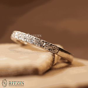 Femmes Unique 0.78 TCW forme ronde Moissanite diamant pavé ensemble bande de mariage pour les femmes bijoux exclusifs cadeau pour elle - Product Image 1