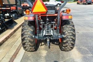 รถแทรกเตอร์ขนาดเล็ก2024 Kubota L2502 24.8HP ดีเซล4WD รถแทรคเตอร์อเนกประสงค์สำหรับทำสวนและดูแลทรัพย์สิน - Product Image 5