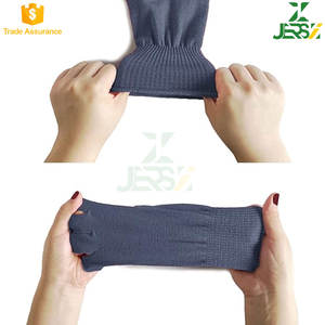 Guantes con forro de punto de lana merino para hombre y mujer, cálidos, ligeros y disponibles en 4 tamaños y colores - Product Image 2