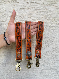 Nouvel arrivage de porte-clés en cuir usiné à la main porte-clés en cuir imprimé floral gaufré accessoires en cuir usiné sangles de clés - Product Image 4