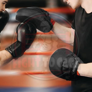 แผ่นซ้อมมวยหนังแท้ขายส่งปี 2025 - รูปทรงโค้ง ทนทานและน้ำหนักเบา สำหรับคิกบ็อกซิ่ง มวยไทย - Product Image 5