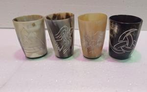 Copa de vino de cuerno Natural tallada a mano personalizada de alta calidad al por mayor para el hogar restaurante Hotel inspirado en la India - Product Image 3