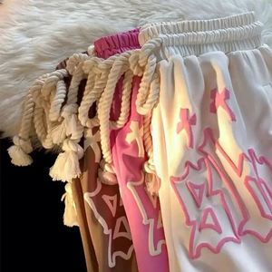 Bermuda de course à pied avec logo personnalisé de 5 pouces d'entrejambe pour hommes Short de survêtement de basket-ball solide et respirant High Street Style Taille élastique - Product Image 4