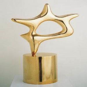 Escultura decorativa para el hogar de diseño de lujo, accesorios de escaparate Vintage hechos de escultura de Material de aluminio a precio atractivo - Product Image 5