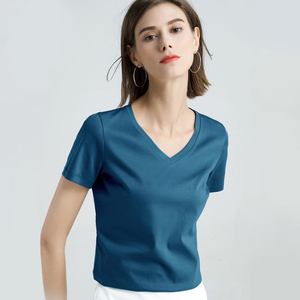 Camisetas de cuello en V con estilo premium para mujer Camisetas suaves y cómodas con cuello en V para mujer Camisetas transpirables OEM/ODM Fabricante - Product Image 5