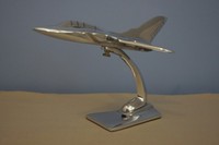 Modèle d'avion de chasse Art Déco en aluminium poli, artisanat métallique de haute qualité, décoration d'intérieur, ornement de bureau Nsons