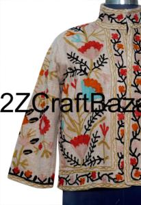 Veste en coton Suzani faite à la main pour femmes, hiver, ethnique, bohème, qualité d'exportation indienne, broderie en coton faite à la main, vêtements ethniques d'hiver - Product Image 2