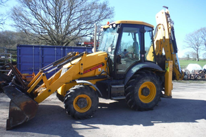 รถแบคโฮล JCB 4CX ดีเซล ใหม่และมือสอง ประสิทธิภาพสูง พร้อมถังขนาด 1.25 เมตร รถแบคโฮลขนาดกลาง - Product Image 2