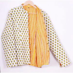 Chaqueta y abrigos de algodón, regalo de Navidad para ella, Kantha indio, chaqueta acolchada hecha a mano, ropa de mujer, abrigo de algodón, chaqueta Reversible - Product Image 3