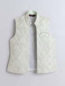 Sherwani Moderno para Niños, Traje Tradicional de Seda para Bodas y Fiestas con Detalles Finos - Product Image 2