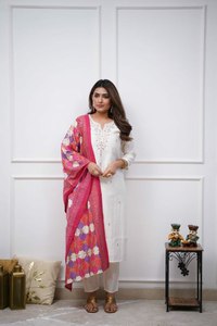 Ensemble Shalwar Kameez Plazzo Kurti Dupatta indien en viscose Chanderi non cousu, avec de magnifiques broderies lourdes, multicolore - Product Image 4