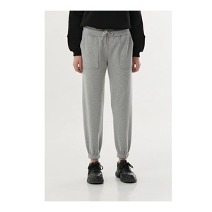 ชุดกีฬา XL ของผู้หญิงชุดวอร์มมีฮู้ดระบายอากาศได้ดีมีขนาดพิเศษพิมพ์โลโก้ฤดูใบไม้ร่วงออกแบบได้ตามต้องการ - Product Image 4